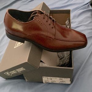 New In The Box. Stacy Adams Dress Shoe - Cognac 8 1/2